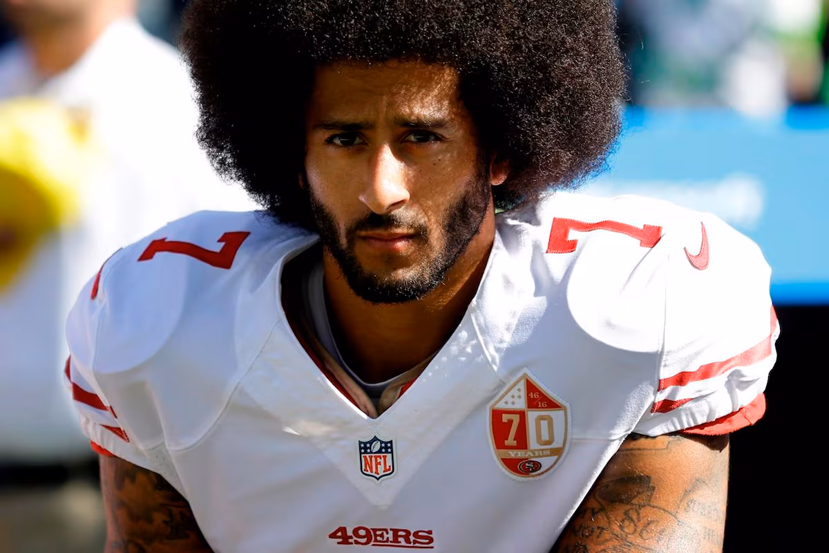 Kaepernick publiera ses mémoires "The Perilous Fight" en septembre