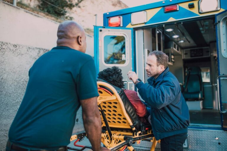 La Commission de l’assurance contre les accidents du travail augmente les prestations des travailleurs blessés