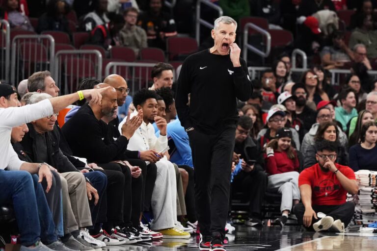 Le PDG des Bulls, Michael Reinsdorf, donne son plein soutien à l'entraîneur Billy Donovan