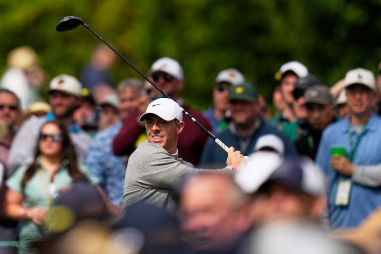 Le champion en titre Rory McIlroy entre au Masters à cheval sur la grandeur et l'oubli