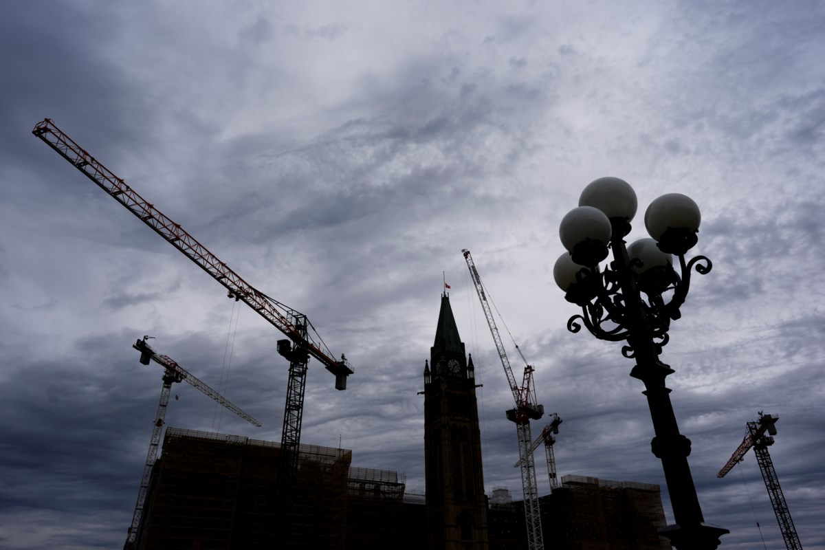 Le gouvernement fédéral annonce un programme de métiers spécialisés « Équipe Canada forte » de 6 milliards de dollars