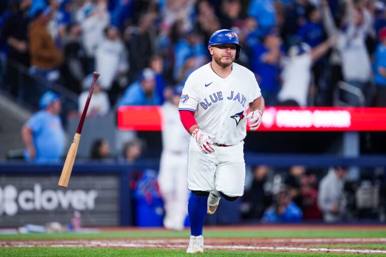 Les Jays font face à une longue période sans Kirk, Ponce probablement absent pour la saison