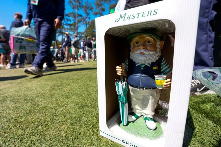 Les maîtres gnomes, peut-être en dernière année de production, un produit très prisé à Augusta National