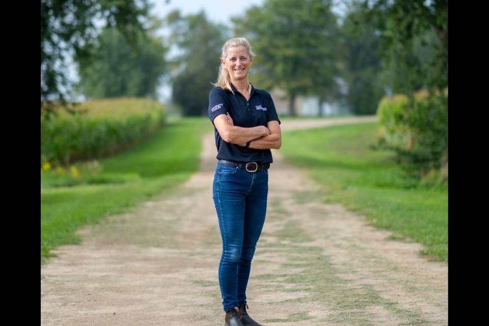 Un conseiller rejoint un programme de formation en médecine vétérinaire