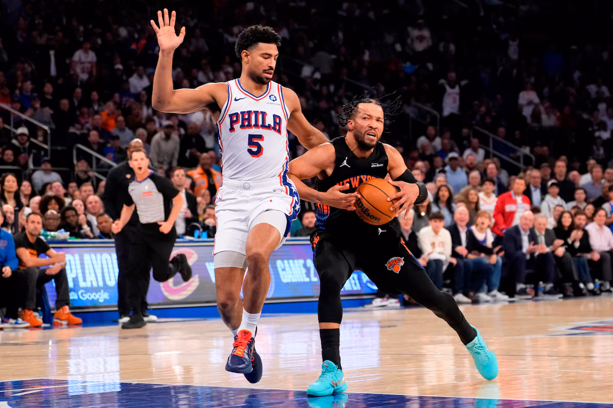 Brunson mène les Knicks à une avance de 2-0 sur les 76ers avec une victoire de 108-102
