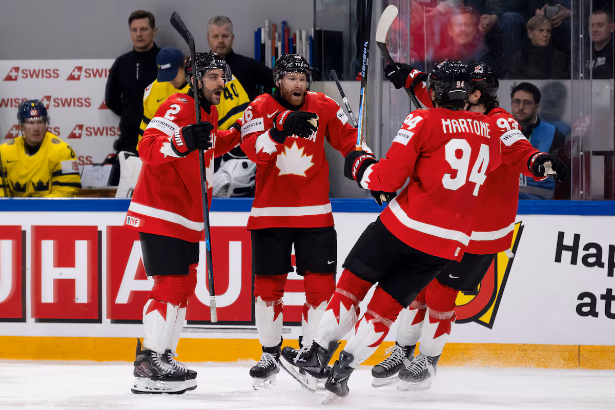 Connor Brown marque le but vainqueur alors que le Canada bat la Suède au championnat du monde