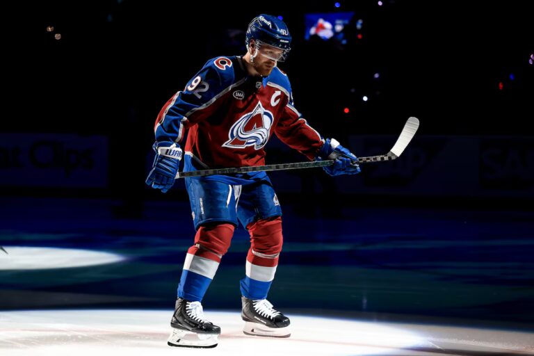 Gabriel Landeskog se remet d'une blessure débilitante grâce à l'aide de la plateforme de mouvement IA de Vancouver