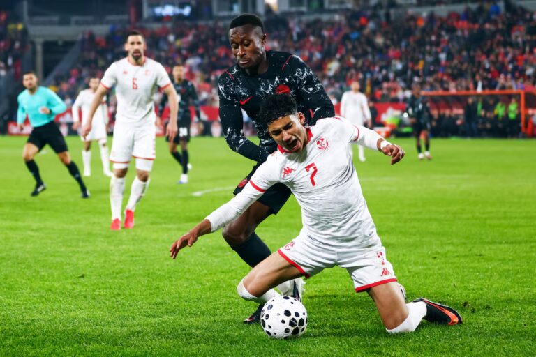 La Coupe du monde coûte cher, mais c'est à nous de payer la note