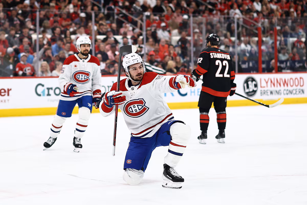 Les Canadiens font une déclaration lors du premier match de la finale de l'Est et battent les Hurricanes 6-2