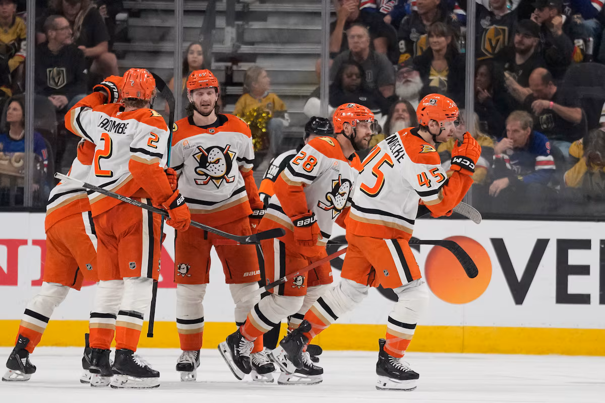 Les Ducks battent les Golden Knights 3-1 et renvoient la série à Anaheim à 1-1