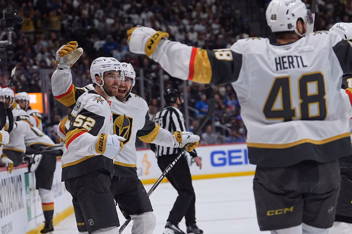 Les Golden Knights prennent rapidement les devants et résistent à Avs 4-2 pour ouvrir la finale de la Conférence Ouest