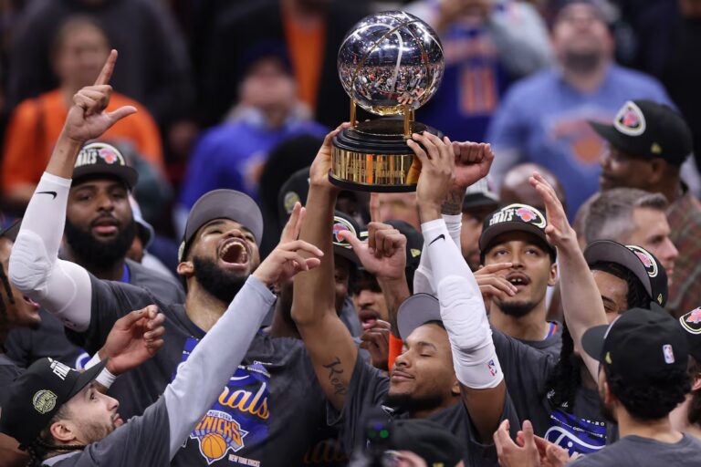 Les Knicks se concentrent sur la fin d'une disette de 53 ans après avoir obtenu le mandat d'atteindre la finale