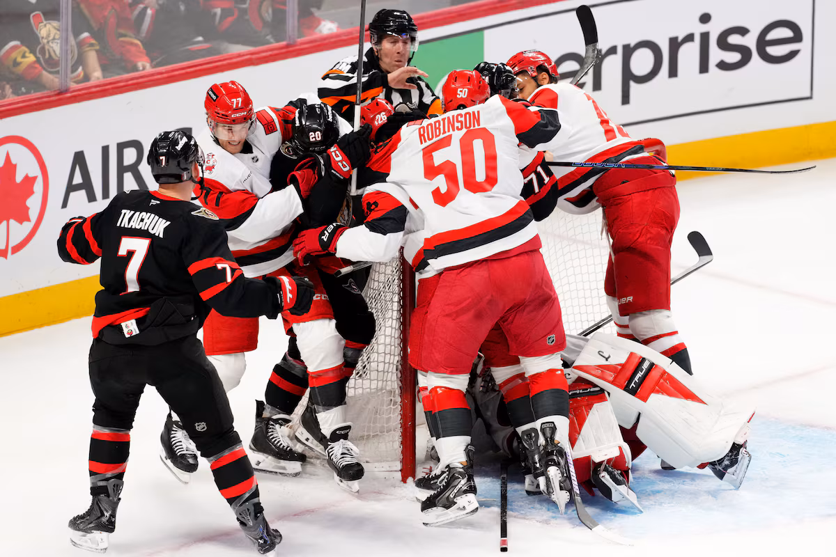 Les entraîneurs et les joueurs débattent de la valeur des rediffusions élargies lors des séries éliminatoires de la LNH
