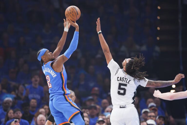 Shai Gilgeous-Alexander marque 30 points, le Thunder domine les Spurs 122-113 lors du deuxième match de la finale Ouest