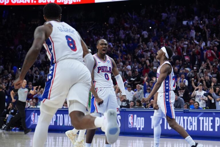 Un match revanche 76ers-Knicks revient lundi, Embiid suppliant les fans de ne pas vendre leurs billets