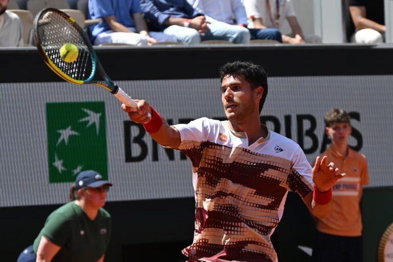 Adolfo Daniel Vallejo risque une amende pour « remarques sexistes » après la défaite de Roland-Garros