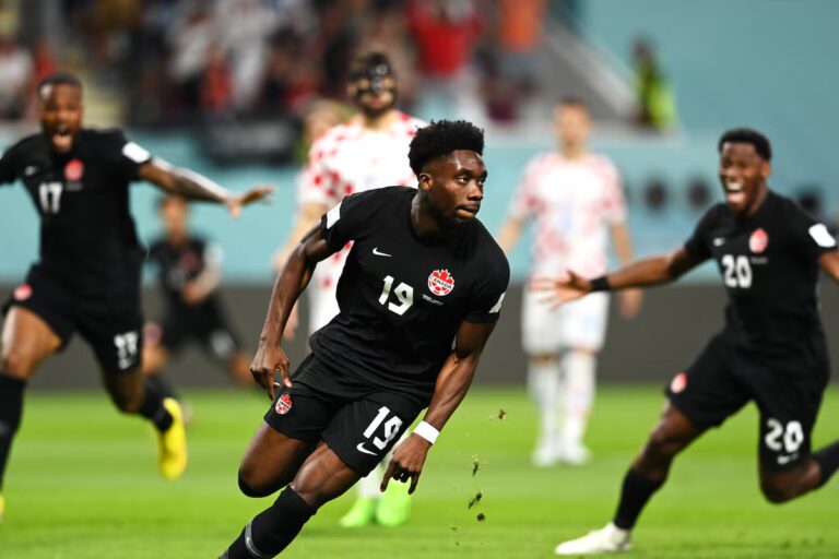 Cinq joueurs canadiens à surveiller à la Coupe du Monde FIFA 2026