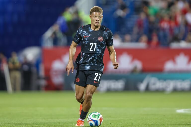 Il n'y a pas que les joueurs canadiens qui anticipent un moment de Coupe du monde