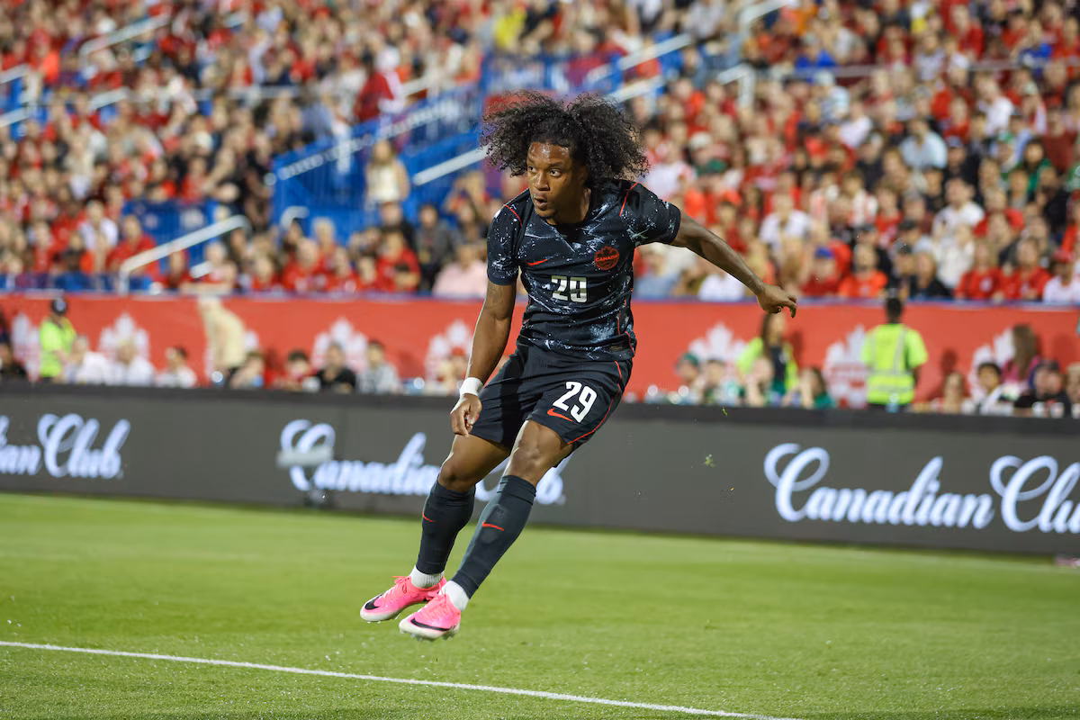 Jayden Nelson remplace Marcelo Flores, blessé, dans l'équipe canadienne de la Coupe du monde avant le premier match