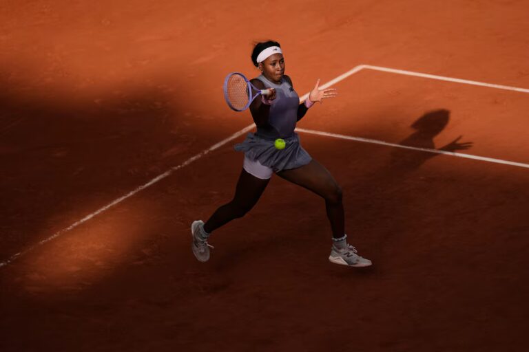 La championne en titre Coco Gauff évincée par Anastasia Potapova au troisième tour de Roland-Garros