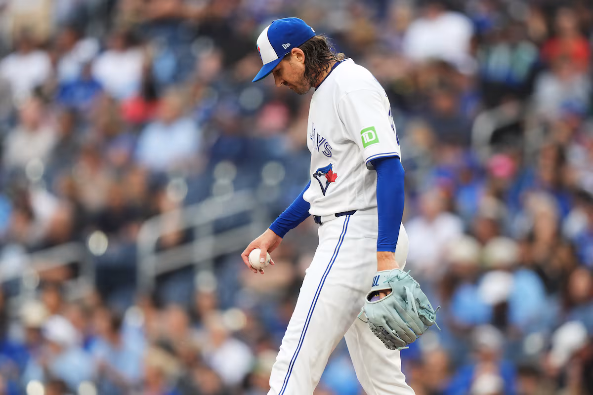 Le circuit de trois points de Langford mène les Rangers devant les Blue Jays