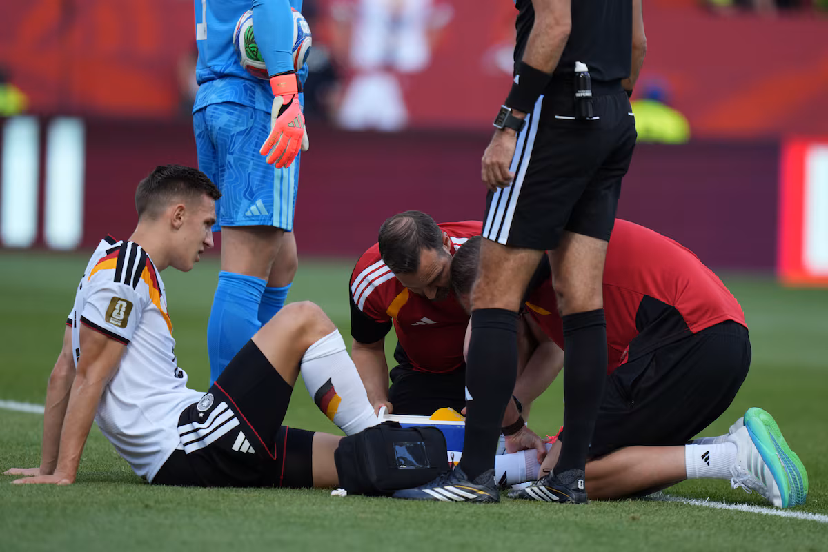 Le défenseur allemand Nico Schlotterbeck absent pour le reste de la Coupe du monde en raison d'une blessure à la cheville.