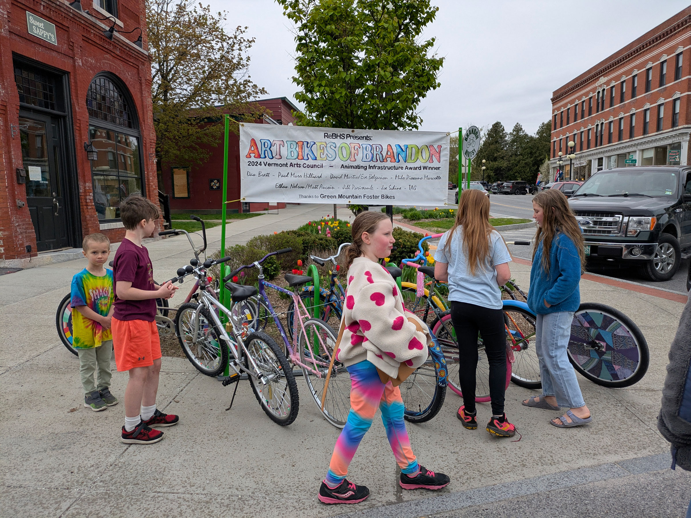 Les Art Bikes apportent une touche de couleur dans les rues de Brandon