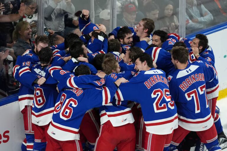 Les Rangers de Kitchener battent les Silvertips d'Everett 6-2 pour remporter la Coupe Memorial