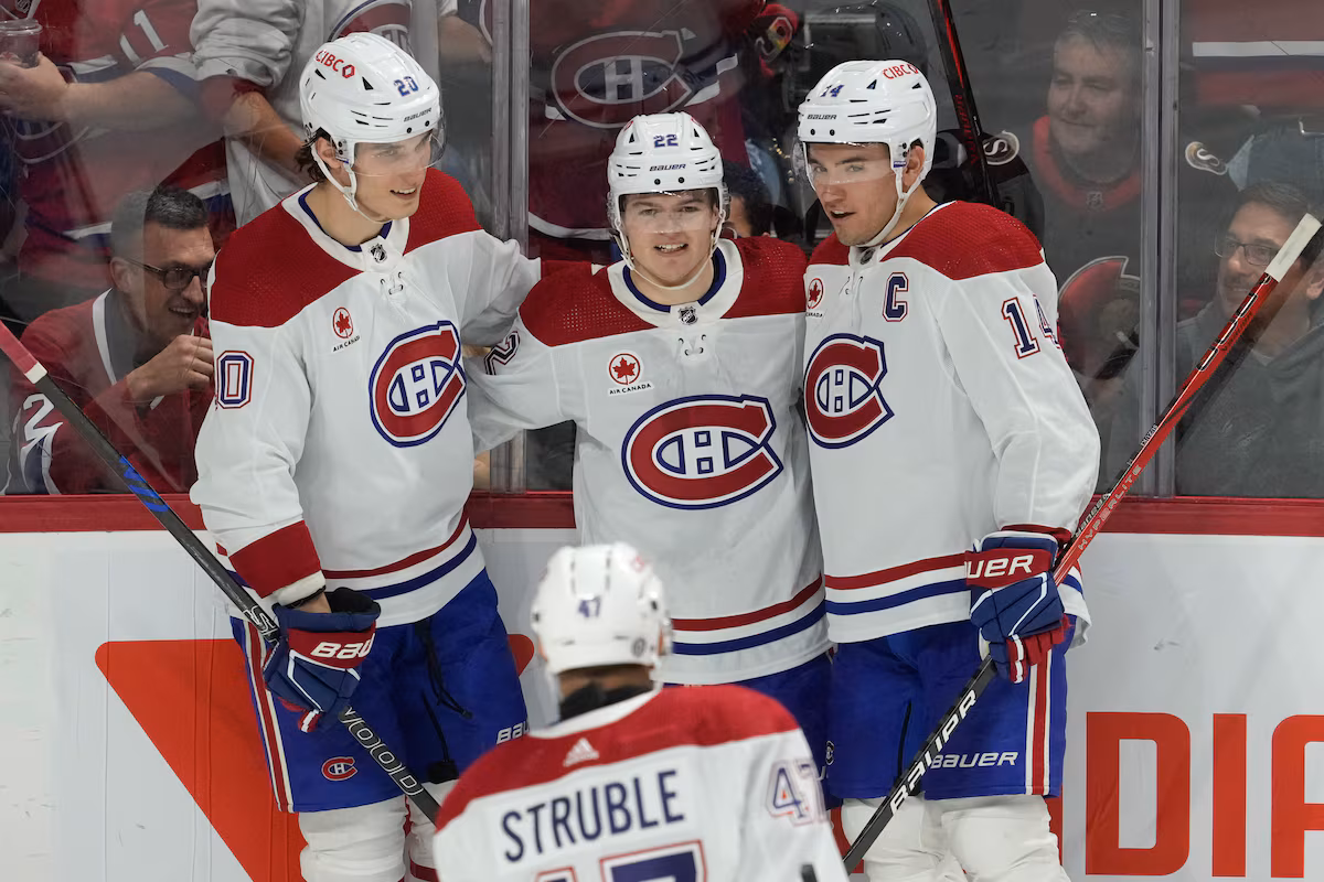 Les attaquants des Canadiens Suzuki et Caufield remportent les prix Selke et Lady Byng
