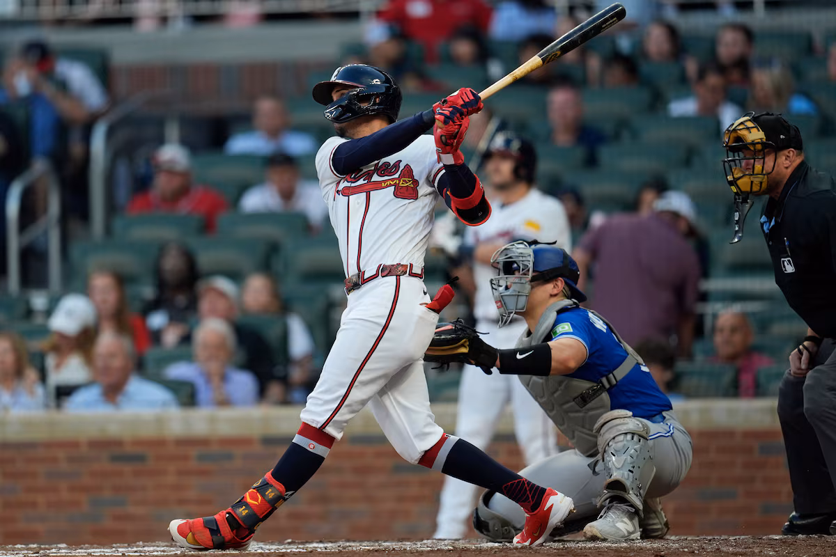 Les circuits de trois points de Dubón et Albies mènent les Braves devant les Blue Jays pour une 12e victoire consécutive contre Corbin