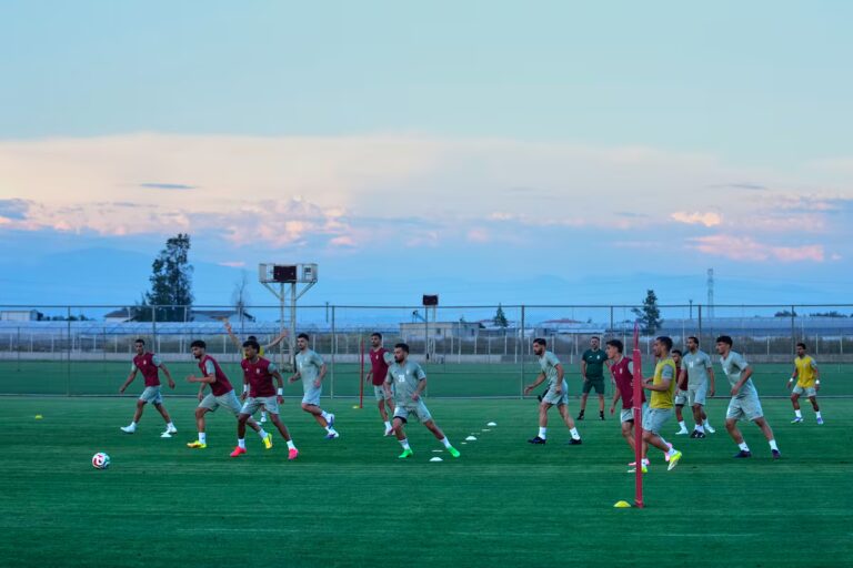 Les joueurs iraniens décrivent comment la guerre affecte leurs préparatifs pour la Coupe du monde