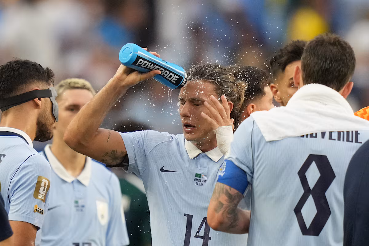 L'hydratation brise les dégâts causés par la Coupe du monde sans rien ajouter, affirme l'entraîneur uruguayen