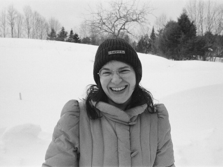 Ruth Garbus approfondit son nouvel album