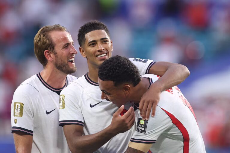 Bellingham élève l'Angleterre devant Haaland et la Norvège et se qualifie pour les demi-finales de la Coupe du monde