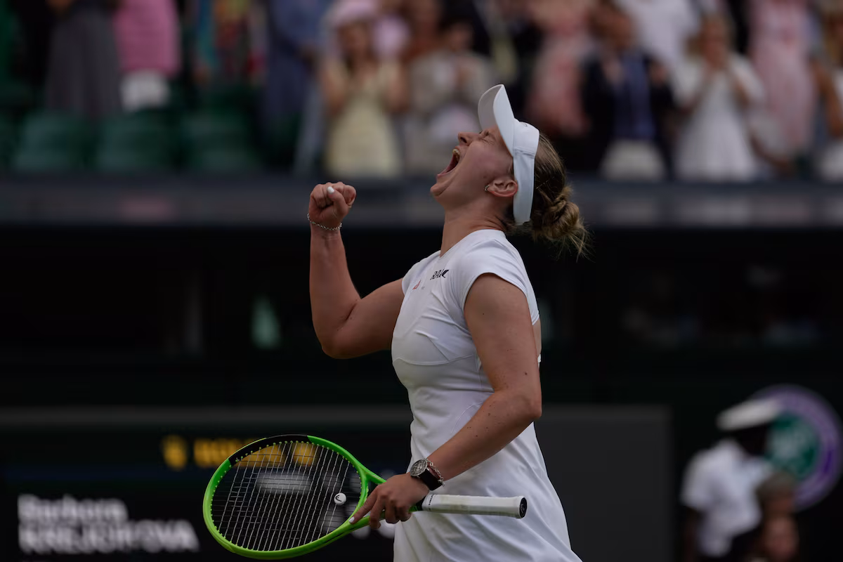 Krejcikova élimine la gagnante de Roland-Garros Andreeva lors d'un revers à Wimbledon, tandis que Gauff bat Sierra