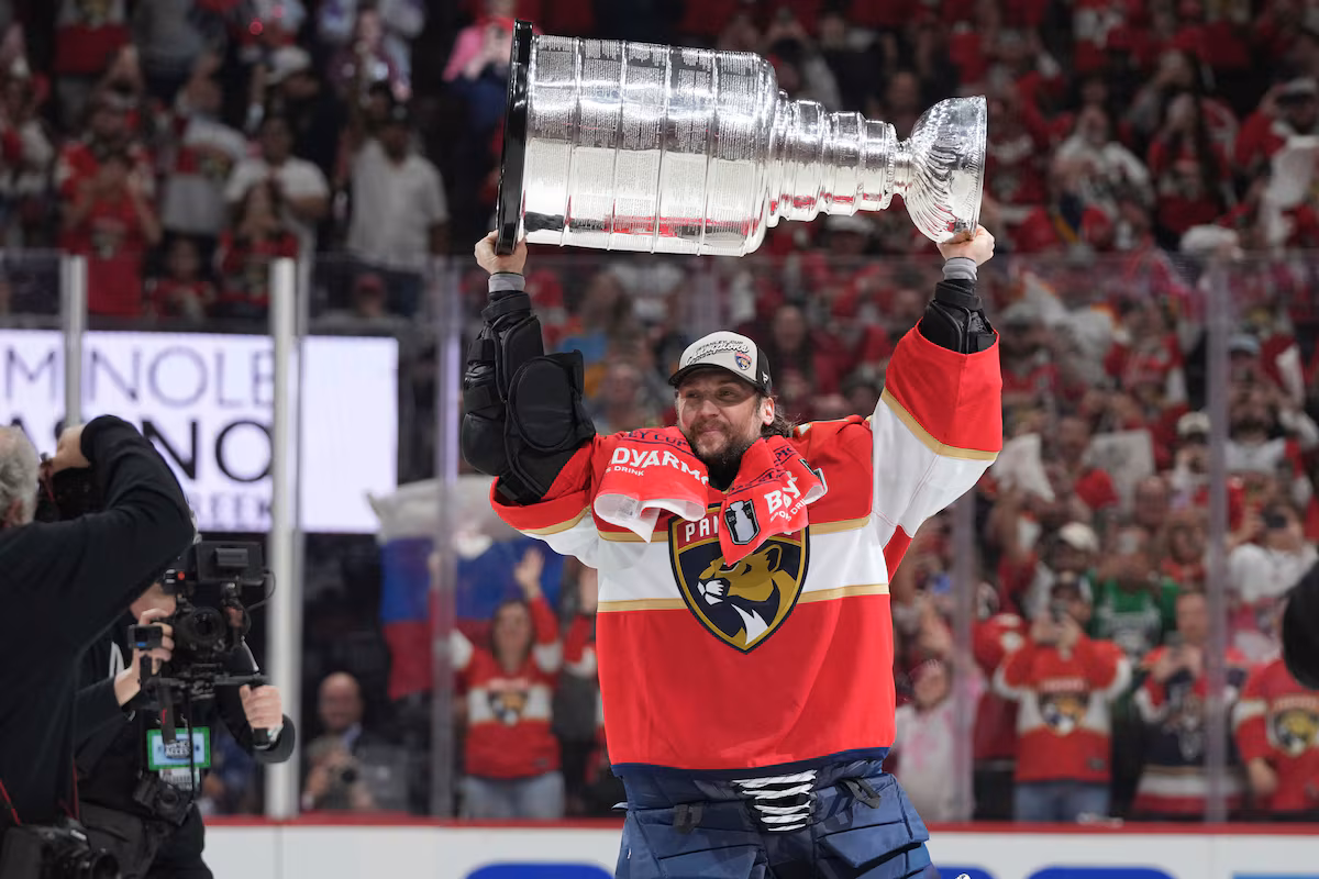 Le gardien vedette Sergei Bobrovsky en tête d'affiche de l'agence libre de la LNH après deux courses à la Coupe Stanley