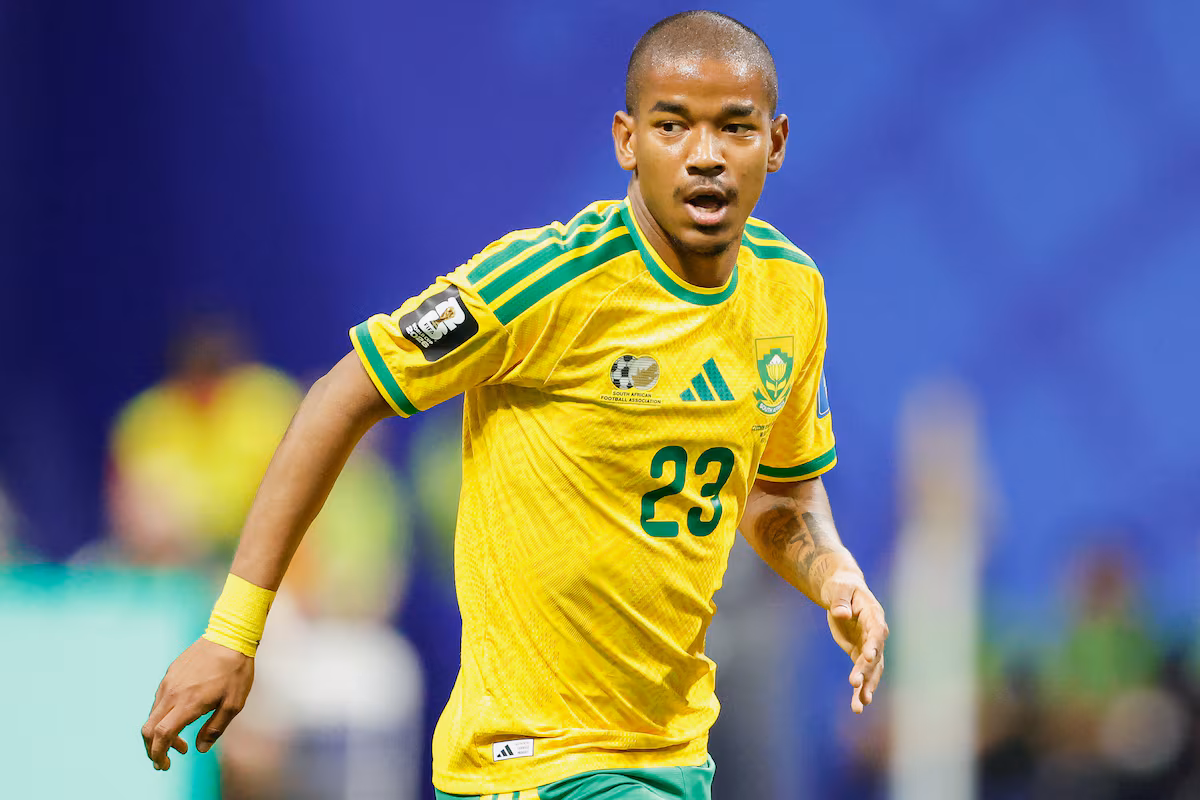 Le milieu de terrain sud-africain Jayden Adams est décédé