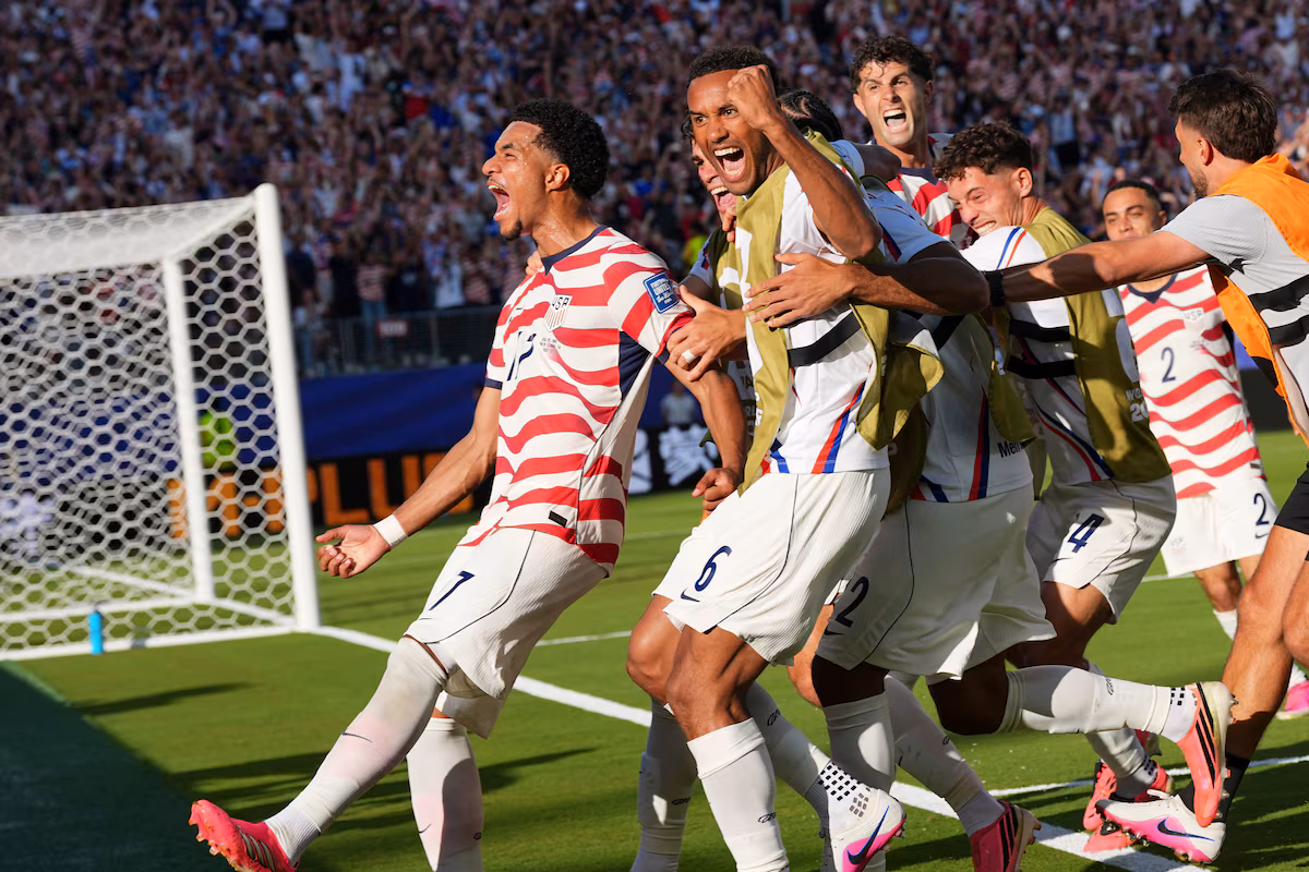 Les États-Unis entretiennent leurs rêves de Coupe du monde après leur victoire 2-0 contre la Bosnie-Herzégovine