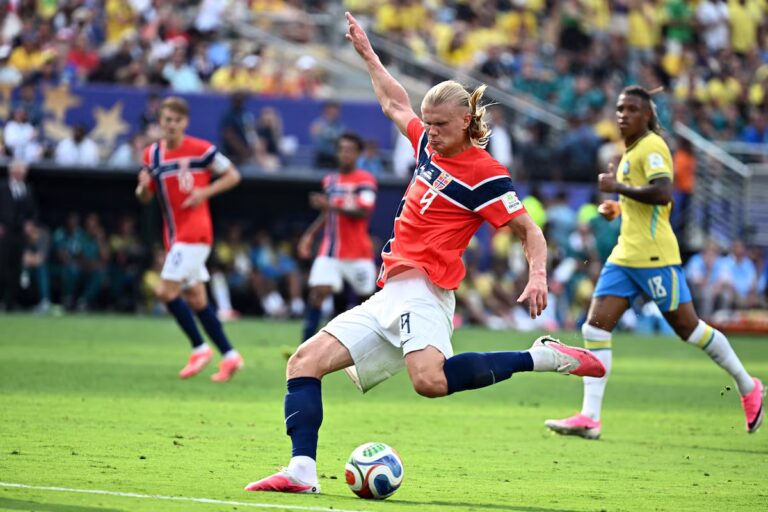 Les huitièmes de finale de la Coupe du monde ont vu les étoiles briller et les géants tomber