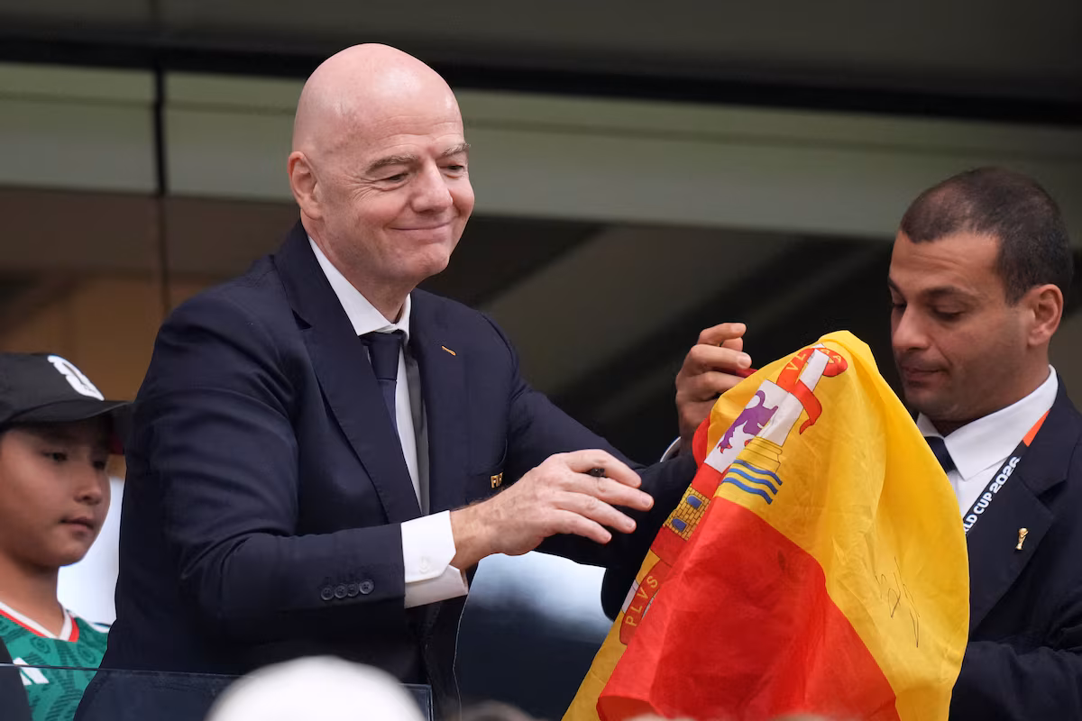 Trump et Infantino font l'éloge de la Coupe du monde, qualifiant le tournoi de succès