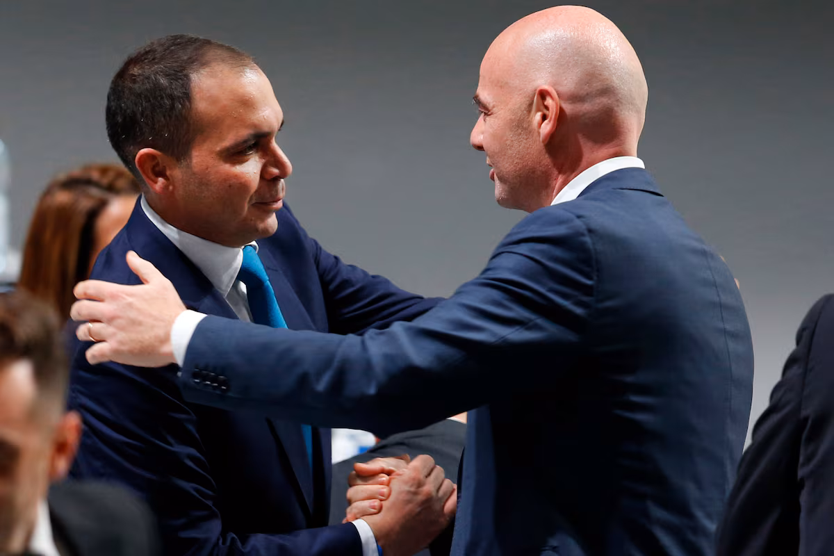 L'ancien vice-président de la FIFA, le prince Ali, cite le "chantage" de la part de l'organisme de football dirigé par Infantino à propos des prix impayés