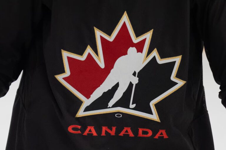 Le Canada domine les États-Unis dans une victoire de 8-1 pour remporter la Coupe Hlinka-Gretzky
