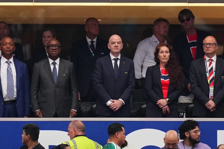 Le norvégien Klaveness critique la FIFA d'Infantino pour avoir licencié un haut dirigeant pour « gestion par la peur »