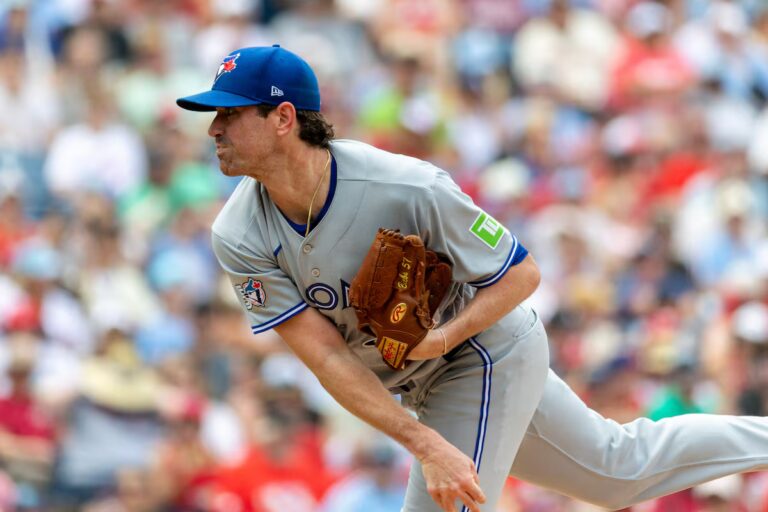 Les Blue Jays ratent le balayage de la série contre les Phillies lors d'une défaite en 12 manches