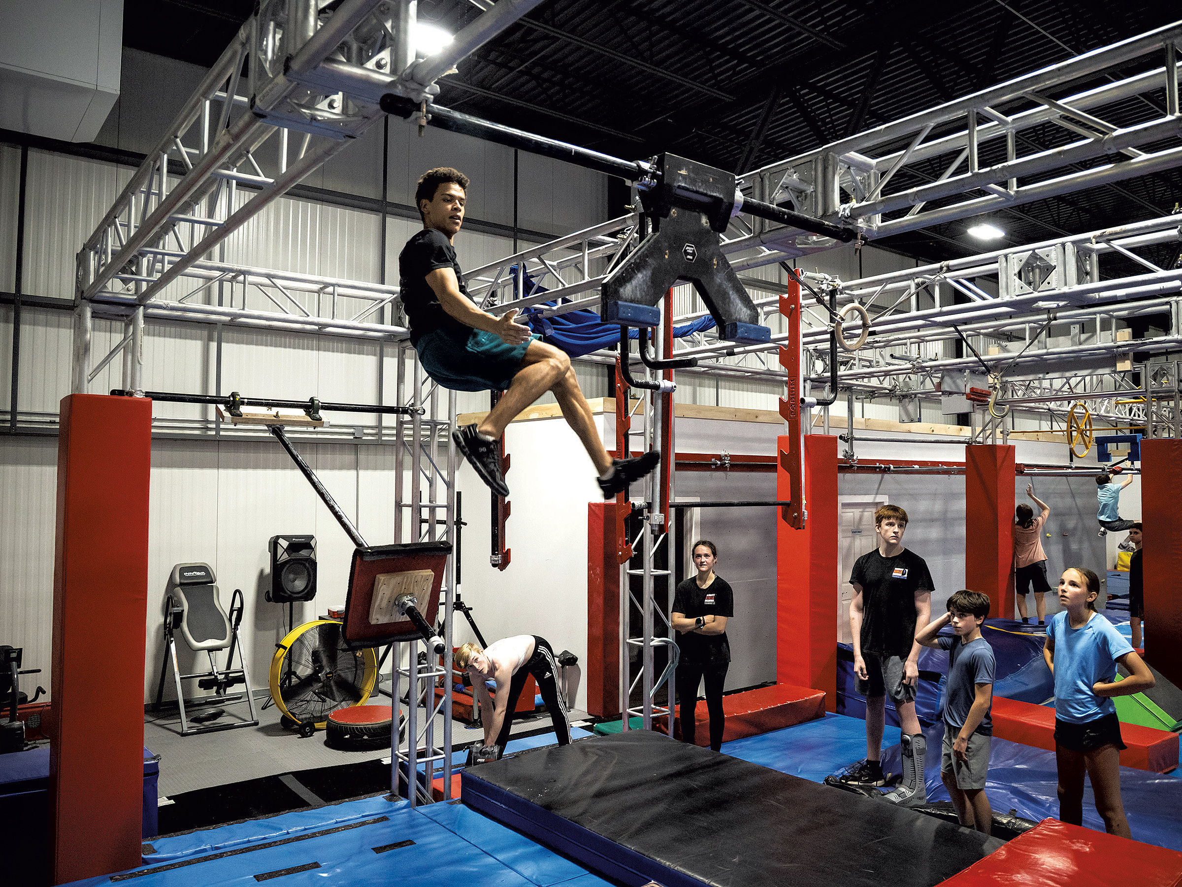 Les athlètes du Vermont Ninja Warrior Training Center visent le grand moment
