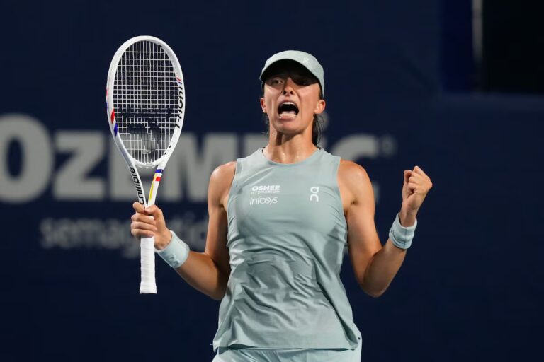 Swiatek et Rybakina s'affronteront pour le titre de l'Open Banque Nationale
