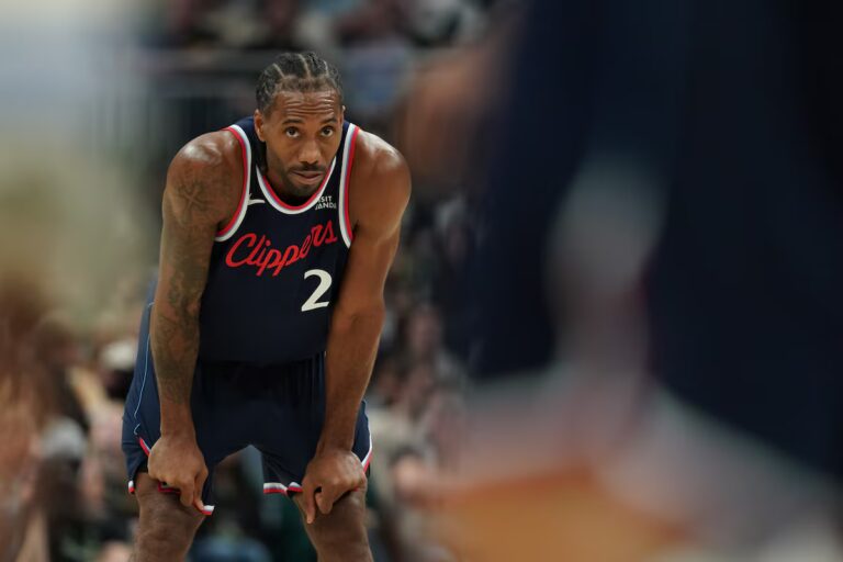 Ce que vous devez savoir sur l'impact potentiel du commerce de Kawhi Leonard sur les Clippers et les Raptors