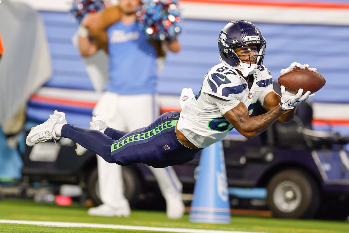 D'enseignant suppléant à la NFL, la persévérance porte ses fruits pour les Seahawks WR Foster