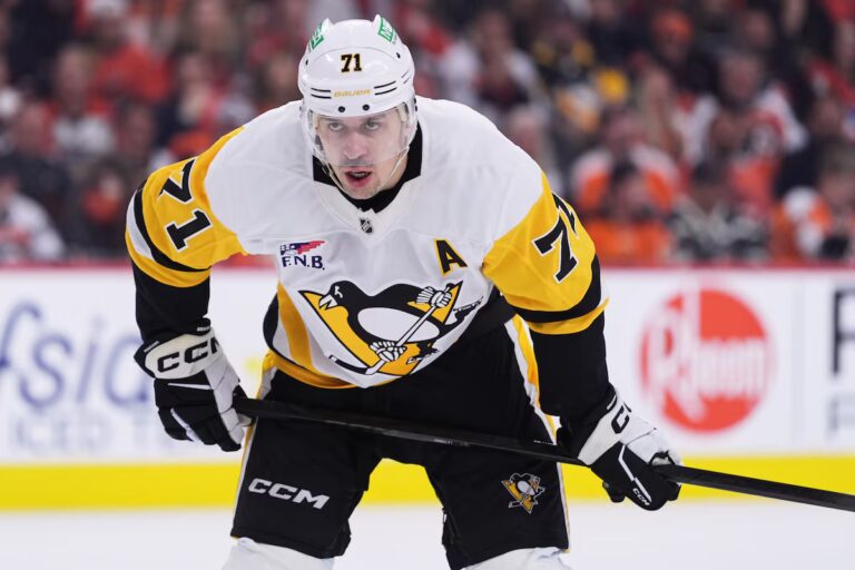 Evgeni Malkin entame sa 21e saison avec les Penguins, avide d'offrir à son équipe une coupe de plus