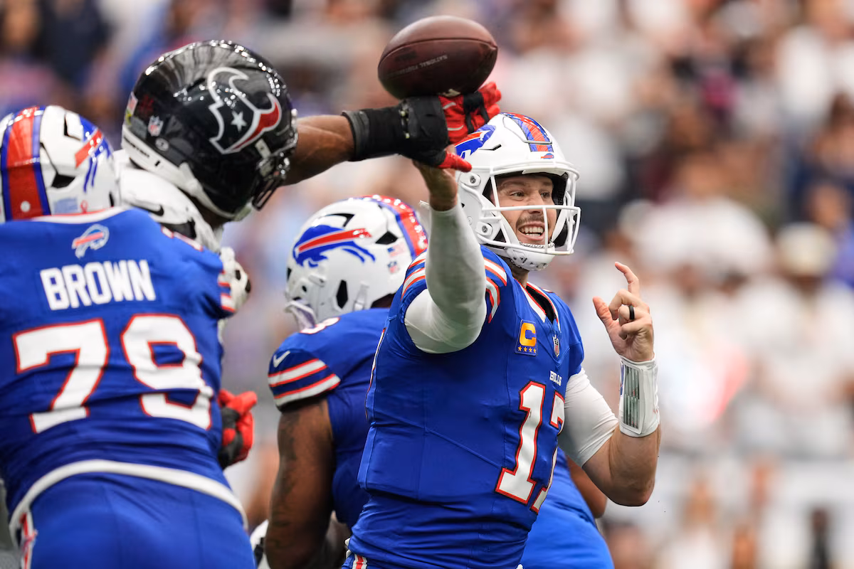 Josh Allen trouve Joshua Palmer pour un TD tardif pour permettre aux Bills de gagner à Houston